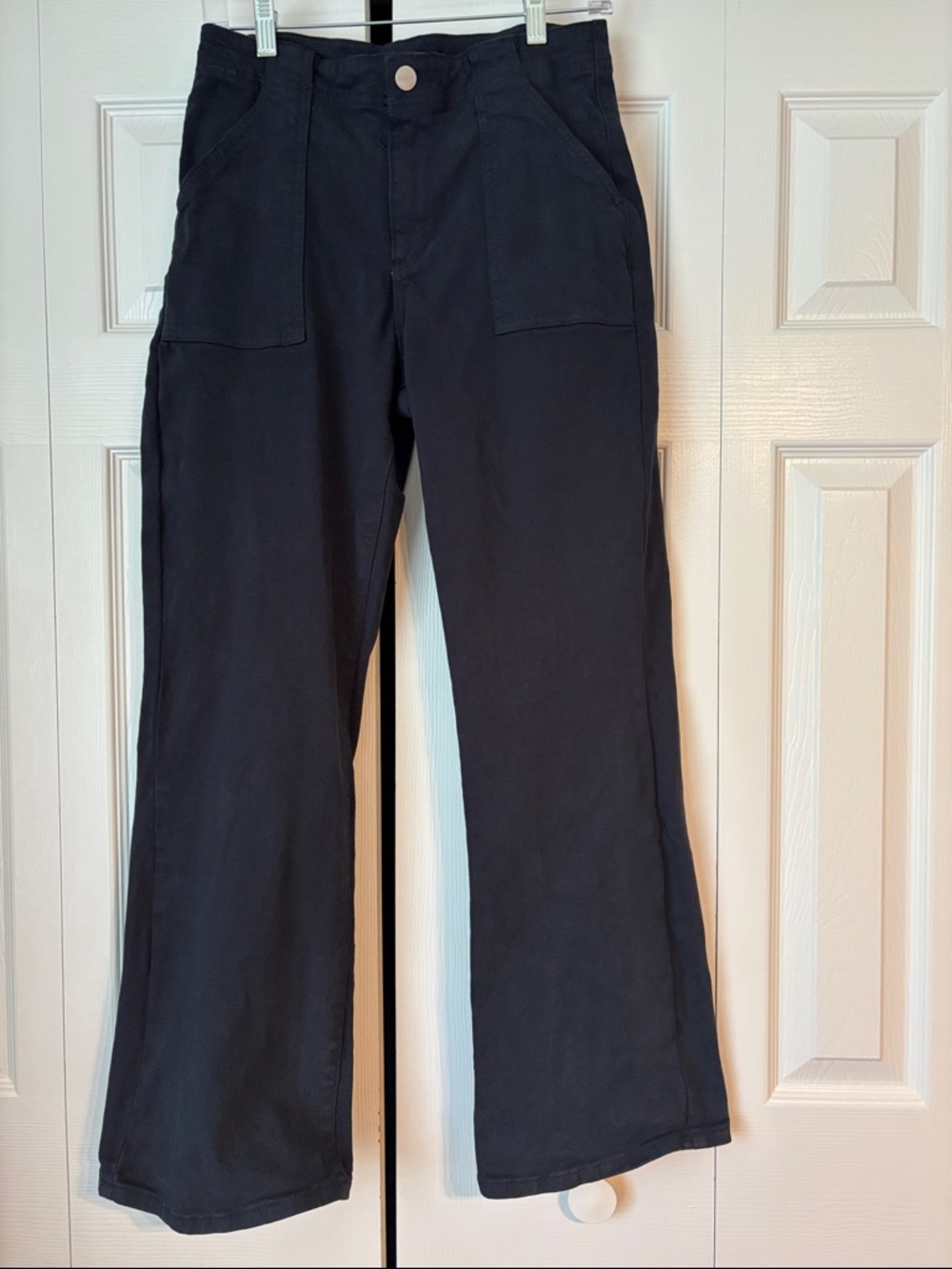 Social Threads Risen Jeans size 7/28